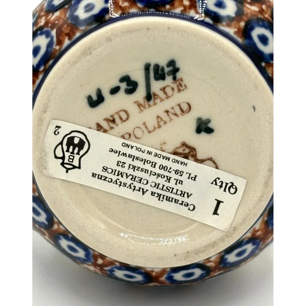 Handmade polish pottery